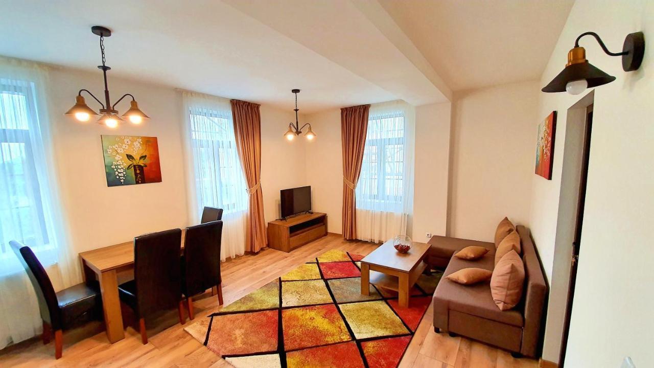 Zur Krone Aparthotel Widdershausen ภายนอก รูปภาพ