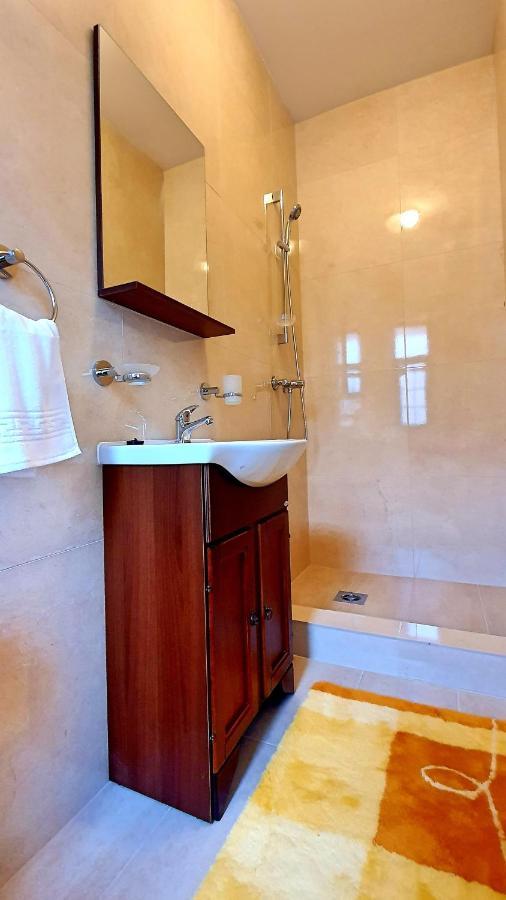 Zur Krone Aparthotel Widdershausen ภายนอก รูปภาพ