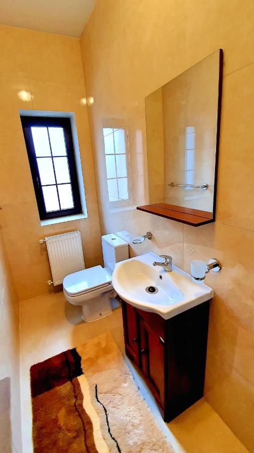 Zur Krone Aparthotel Widdershausen ภายนอก รูปภาพ