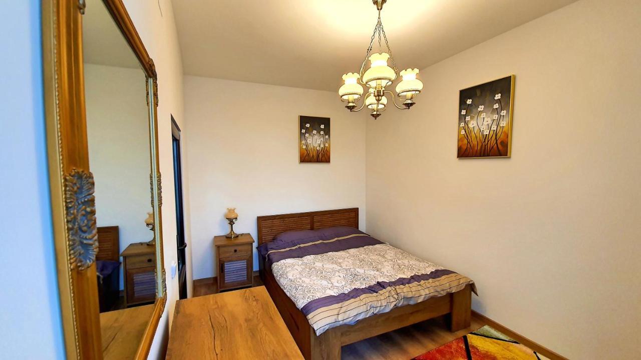 Zur Krone Aparthotel Widdershausen ภายนอก รูปภาพ